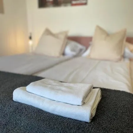 Hostel Terminal Family Airport Poznan