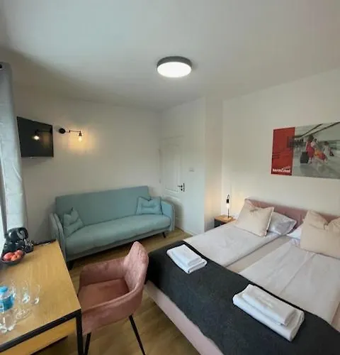 Terminal Family Airport Πόζναν