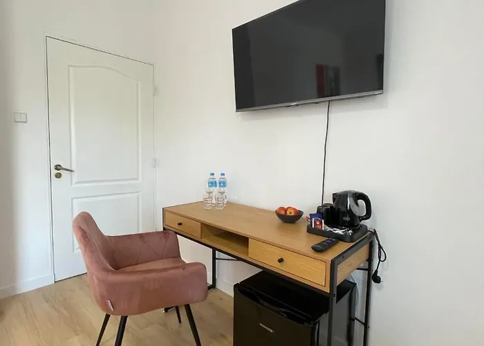 Hostel Terminal Family Airport