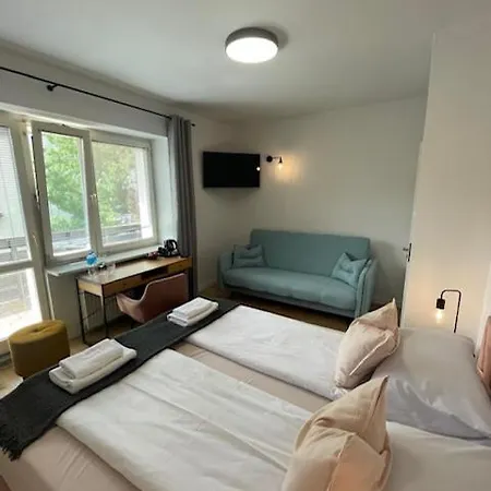 Terminal Family Airport * Πόζναν