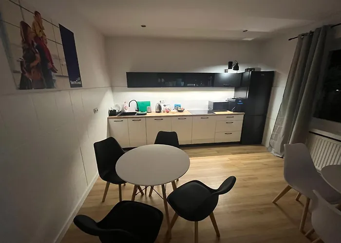 Terminal Family Airport Хостел