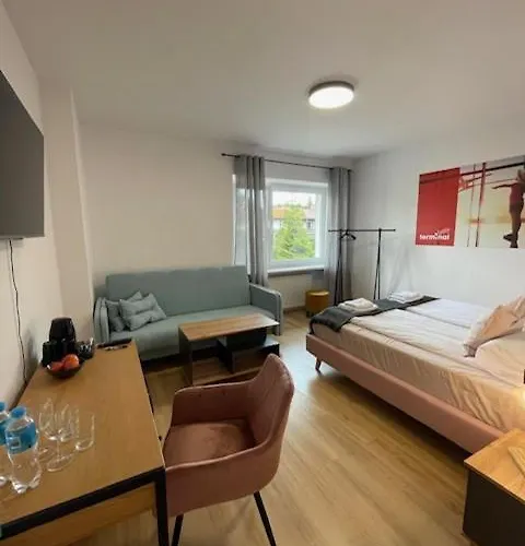 Terminal Family Airport Хостел