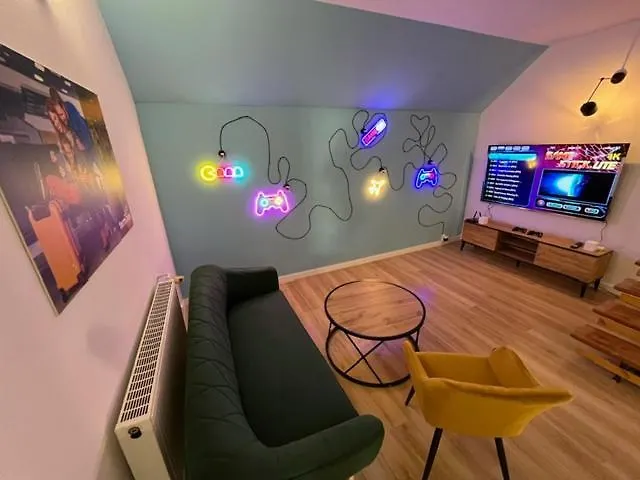 Terminal Family Airport Хостел